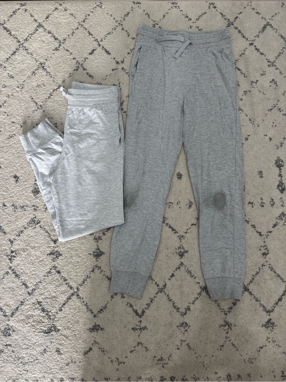 H&M Lightweight Jersey Joggers Pull-On Pants